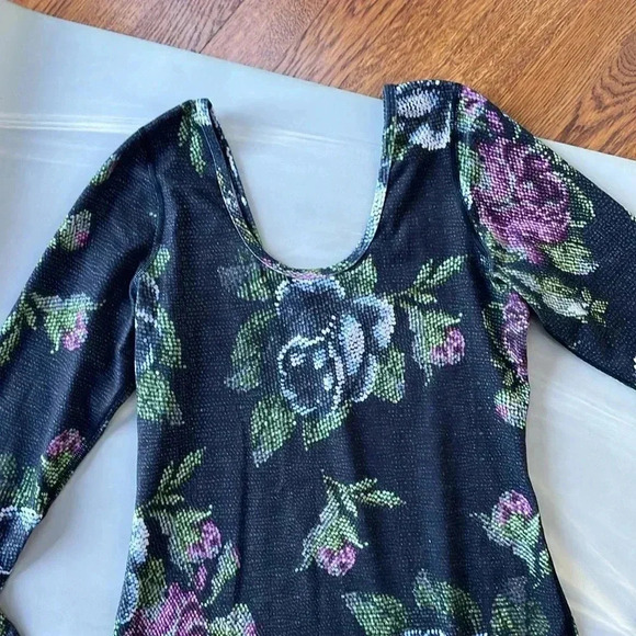 Lululemon I 2 - Picture 2 of 13